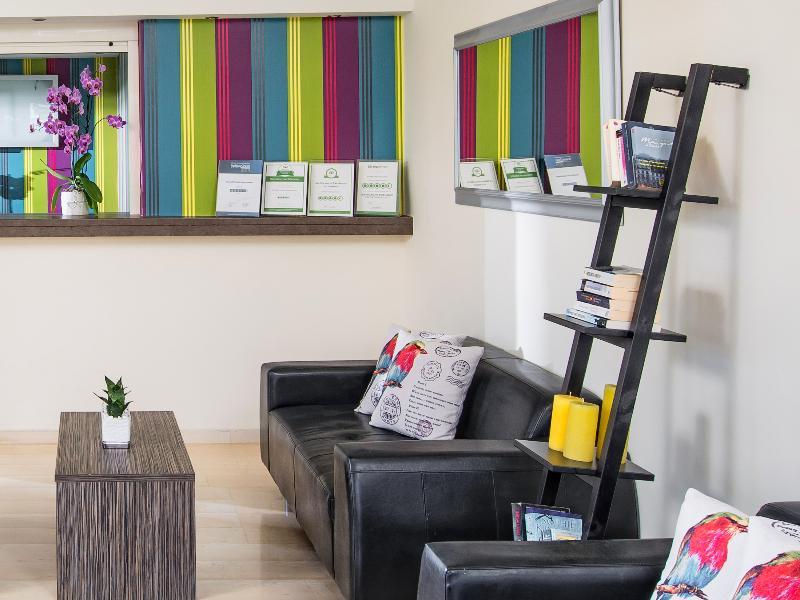 Kristalli Hotel Apartments 말리아 외부 사진