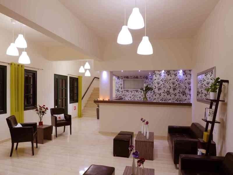 Kristalli Hotel Apartments 말리아 외부 사진